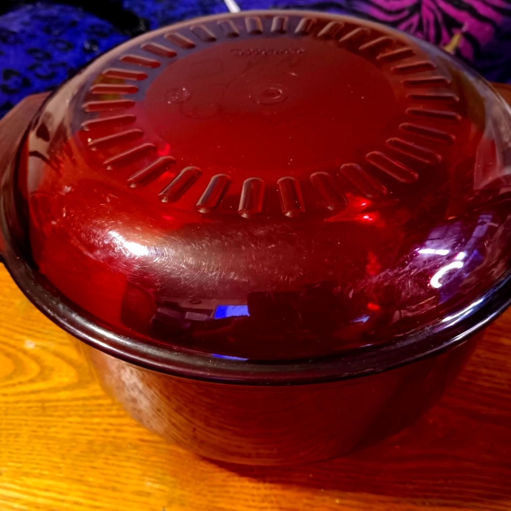 Tupperware bowl